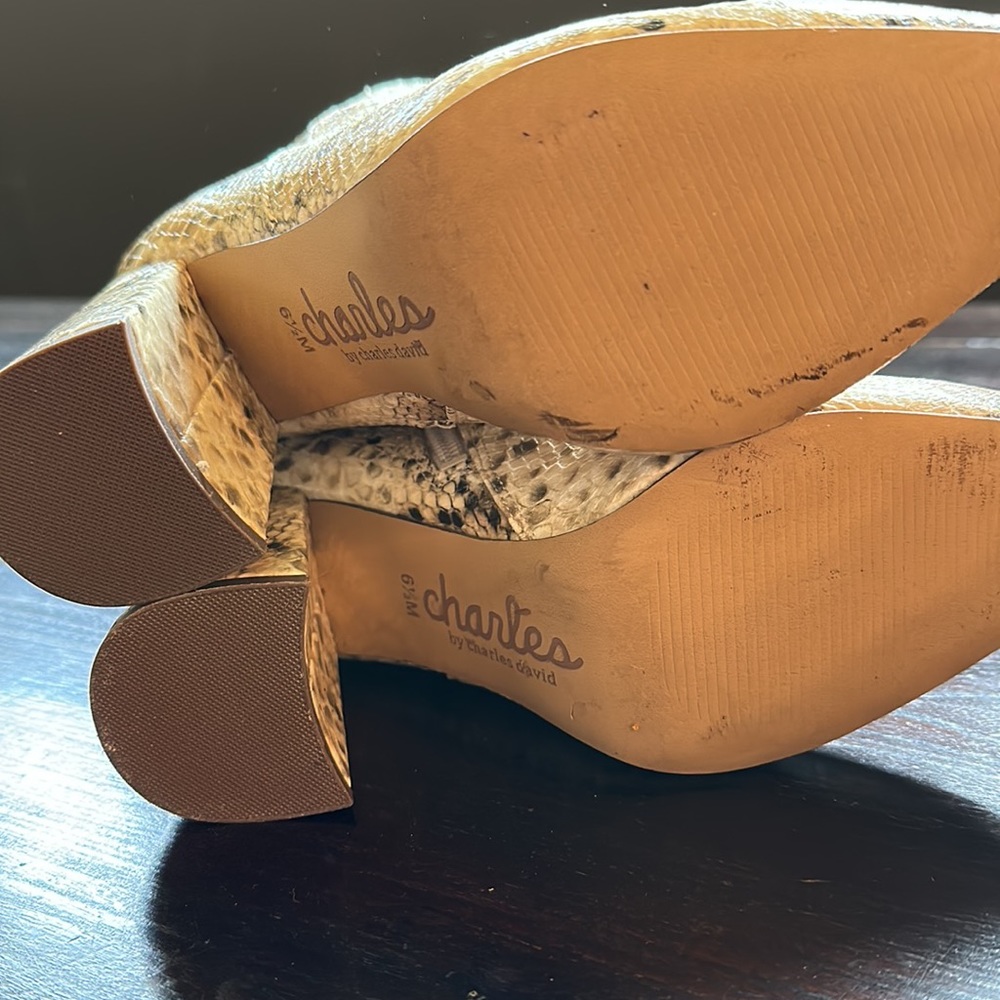 Charles By Charles David Snakeskin, Pointed Toe, … - image 3